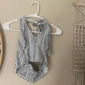 American Eagle cropped haltered top